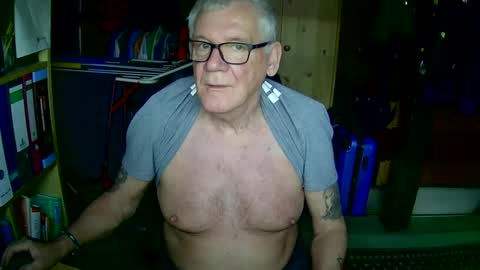 Always Horny online show from April 2026 05:07:01 PM