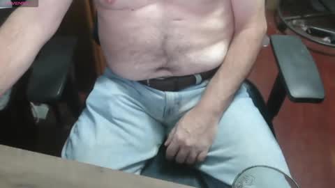 woodworker6473 online show from October 2025 12:33:02 AM