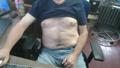 woodworker6473 online show from March 2026 02:13:01 PM