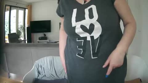 woodwurm and Snoeske online show from February 2025 11:44:02 AM