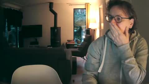 woodwurm and Snoeske online show from February 2025 07:07:01 AM