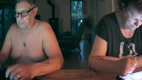 woodwurm and Snoeske online show from March 2026 05:35:01 AM