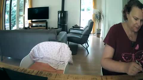 Snapshot of woodwurm chatting on July 2026 03:03:02 PM woodwurm and Snoeske online show from July 2026 03:03:02 PM