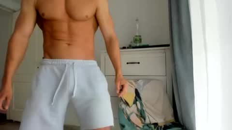 Snapshot of woolfiie chatting on June 2026 08:31:02 AM Wolfie online show from June 2026 08:31:02 AM
