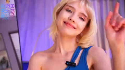 Snapshot of wow_angel chatting on June 2026 06:34:01 AM wow_angel online show from June 2026 06:34:01 AM