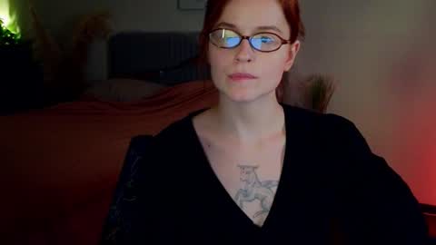 Rebecy online show from October 2025 02:18:01 PM