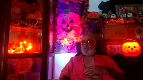 Snapshot of wscooter1 chatting on October 2025 09:19:02 PM SCOOTER online show from October 2025 09:19:02 PM