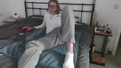 Snapshot of wyattearp64 chatting on February 2025 08:44:02 AM WyattEarp64 online show from February 2025 08:44:02 AM