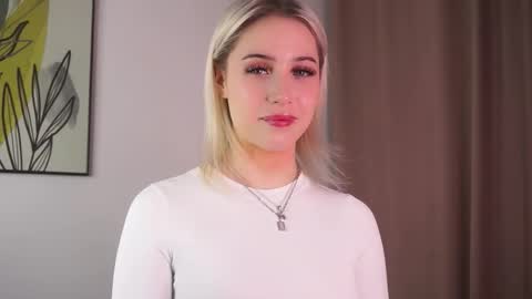 Lily online show from February 2026 12:23:01 PM