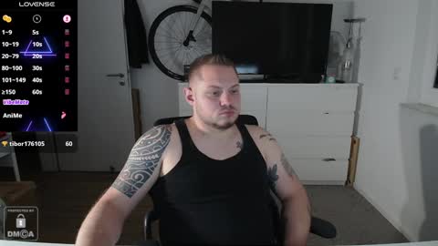 Snapshot of x19marco93x chatting on January 2025 06:57:02 PM x19marco93x online show from January 2025 06:57:02 PM