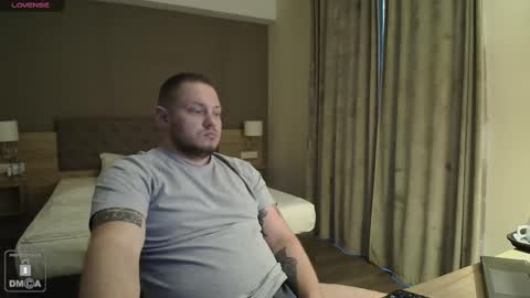 x19marco93x online show from February 2025 04:17:02 PM