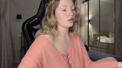 Snapshot of x__ivy_x chatting on January 2025 03:27:01 PM eva online show from January 2025 03:27:01 PM