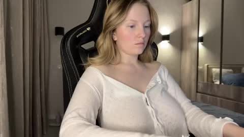 Snapshot of x__ivy_x chatting on March 2025 04:46:01 PM eva online show from March 2025 04:46:01 PM