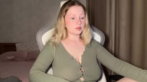 Snapshot of x__ivy_x chatting on September 2025 05:18:02 PM eva online show from September 2025 05:18:02 PM