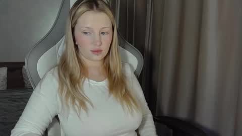 Snapshot of x__ivy_x chatting on February 2026 05:20:02 PM eva online show from February 2026 05:20:02 PM