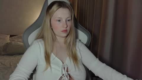 Snapshot of x__ivy_x chatting on March 2026 06:14:01 PM eva online show from March 2026 06:14:01 PM