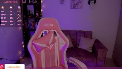 Snapshot of x_allison02x chatting on December 2025 09:00:01 PM Allison online show from December 2025 09:00:01 PM