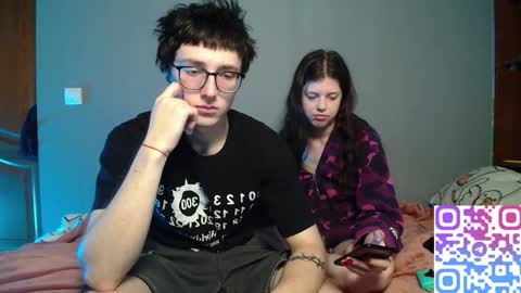 Snapshot of x_files_t chatting on November 2025 02:06:01 PM Philipp and Este online show from November 2025 02:06:01 PM