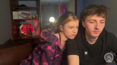 Philipp and Este online show from April 2026 02:54:01 AM