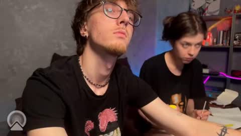 Philipp and Este online show from June 2026 10:34:01 PM