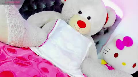 Maria Juliana online show from February 2025 11:03:01 AM