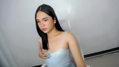Snapshot of xairah_doux chatting on June 2026 01:47:02 AM xairah_doux online show from June 2026 01:47:02 AM