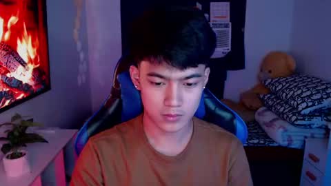 Prince Aldrian  online show from February 2025 11:15:01 AM