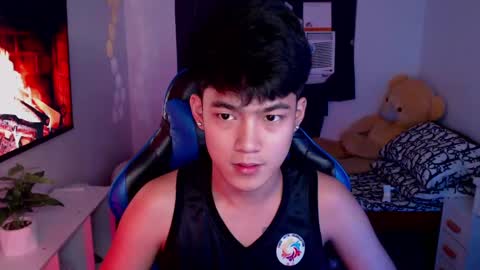 Prince Aldrian  online show from February 2025 08:55:02 AM