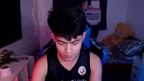 Prince Aldrian  online show from February 2025 02:34:01 PM