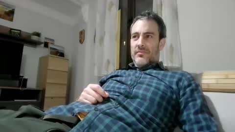 xalegarmax online show from December 2025 09:34:02 PM