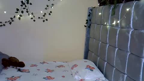 Snapshot of xalia_caramel chatting on May 2026 02:19:02 AM Alexa online show from May 2026 02:19:02 AM