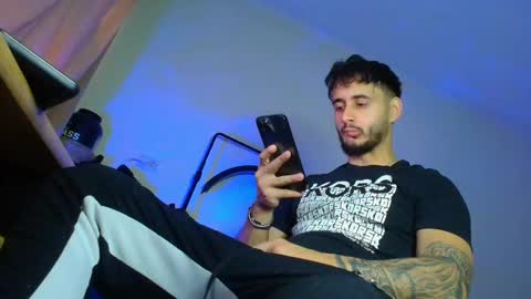 Snapshot of xandercagex chatting on November 2025 01:22:01 PM XanderCageX online show from November 2025 01:22:01 PM