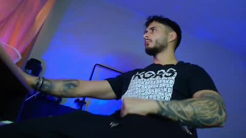 Snapshot of xandercagex chatting on November 2025 09:32:01 AM XanderCageX online show from November 2025 09:32:01 AM