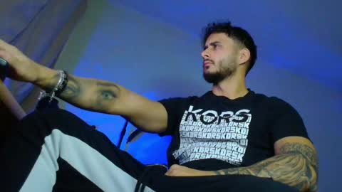 Snapshot of xandercagex chatting on November 2025 04:22:01 AM XanderCageX online show from November 2025 04:22:01 AM