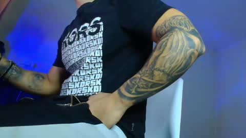 Snapshot of xandercagex chatting on November 2025 08:00:02 AM XanderCageX online show from November 2025 08:00:02 AM