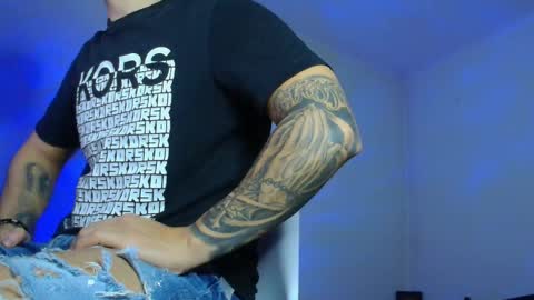 Snapshot of xandercagex chatting on November 2025 06:08:01 AM XanderCageX online show from November 2025 06:08:01 AM