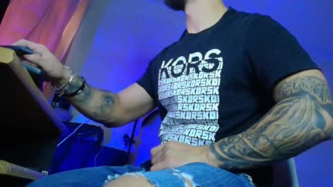 Snapshot of xandercagex chatting on December 2025 09:14:01 AM XanderCageX online show from December 2025 09:14:01 AM