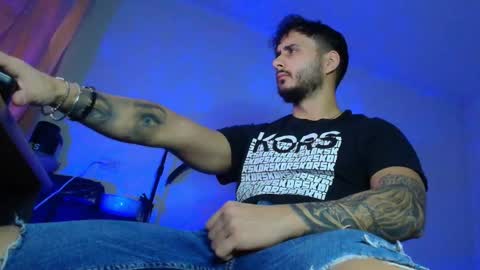 Snapshot of xandercagex chatting on December 2025 08:01:02 AM XanderCageX online show from December 2025 08:01:02 AM