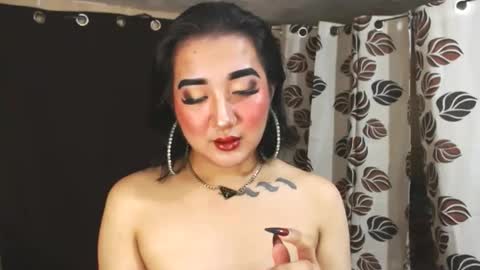 Nira   NOT INTO CHEAP GUYS  online show from January 2025 11:33:01 PM