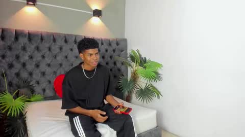 XAVI online show from October 2025 03:51:02 AM