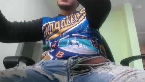 xavicock24 online show from December 2025 04:25:01 PM