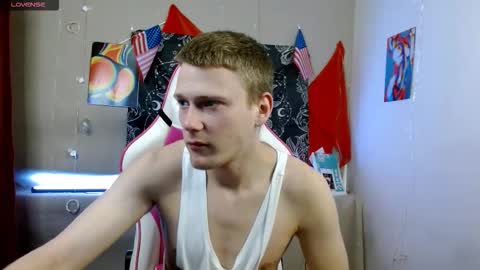 xavier_night81 online show from November 2025 09:08:02 AM