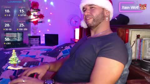 Xein Independent Model online show from December 2024 02:04:01 AM