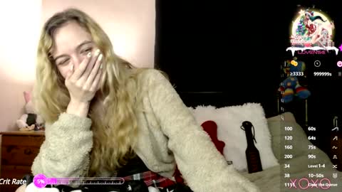 Snapshot of xelliee_rosex chatting on January 2025 03:40:02 AM EllieeRose online show from January 2025 03:40:02 AM