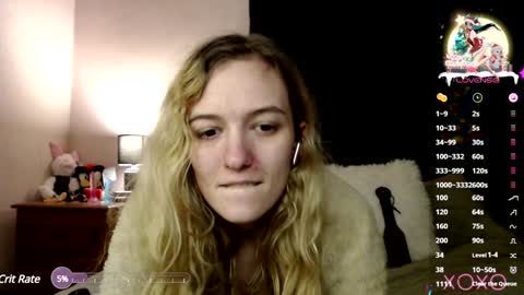 Snapshot of xelliee_rosex chatting on January 2025 06:41:02 AM EllieeRose online show from January 2025 06:41:02 AM