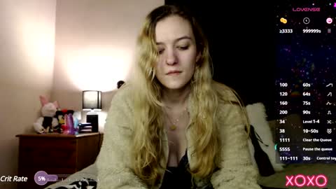 Snapshot of xelliee_rosex chatting on January 2025 05:44:02 PM EllieeRose online show from January 2025 05:44:02 PM