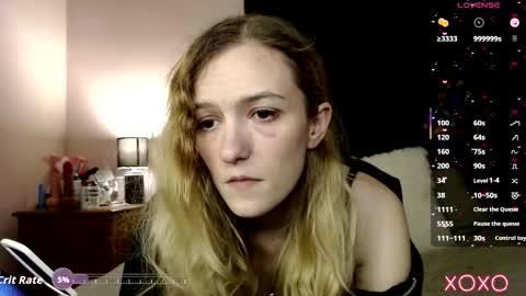 Snapshot of xelliee_rosex chatting on September 2025 03:50:02 AM EllieeRose online show from September 2025 03:50:02 AM