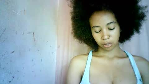 xenna610827 online show from February 2025 10:48:02 AM