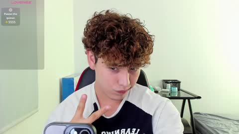 Snapshot of xhans17 chatting on December 2024 04:23:02 AM xhan online show from December 2024 04:23:02 AM