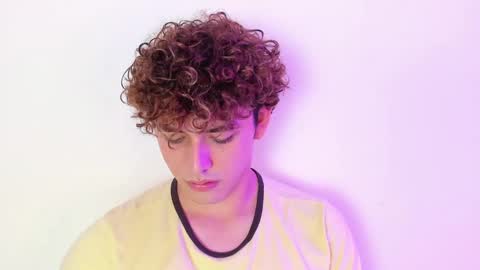 Snapshot of xhans17 chatting on December 2024 04:38:02 AM xhan online show from December 2024 04:38:02 AM